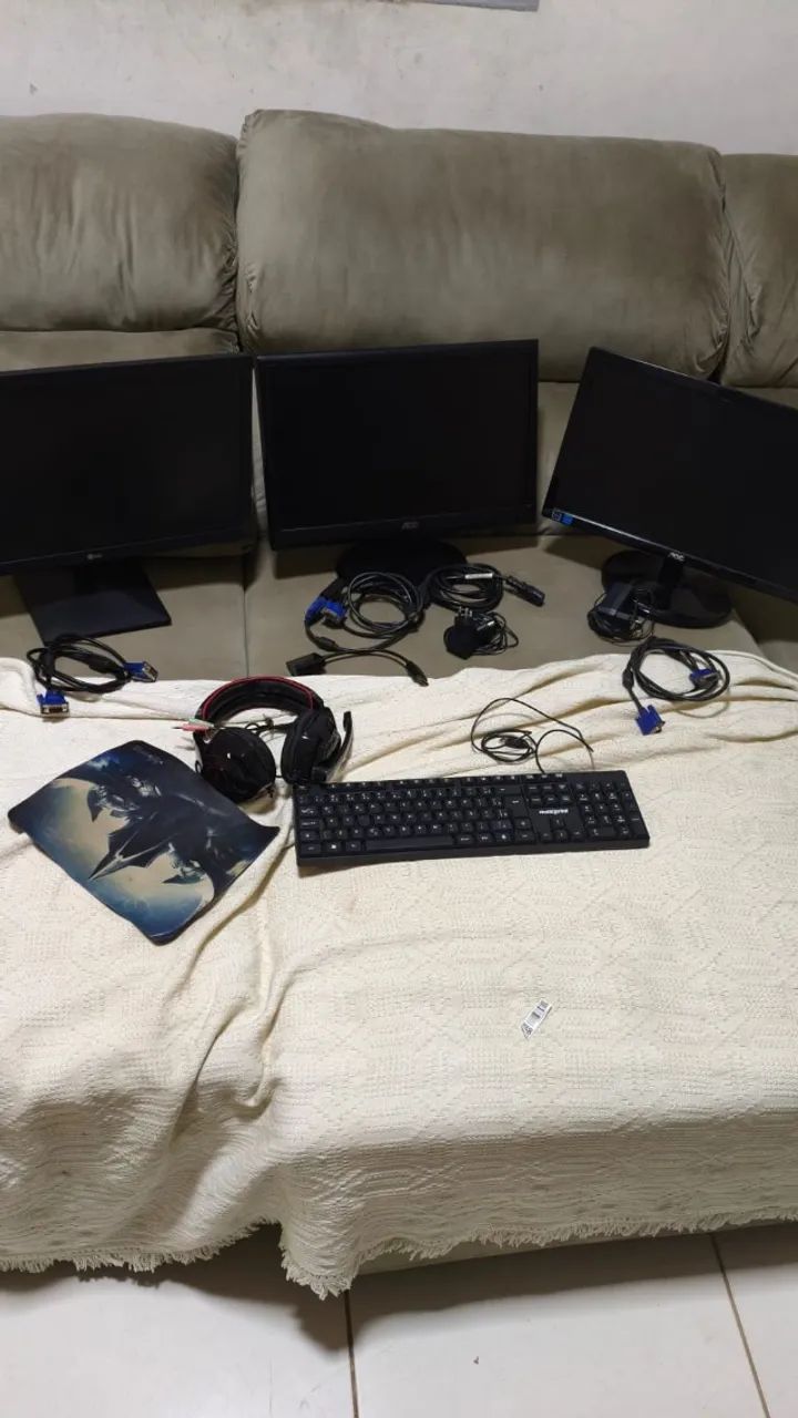? KIT 3 MONITORES + TECLADO + HEADSET + CABOS 