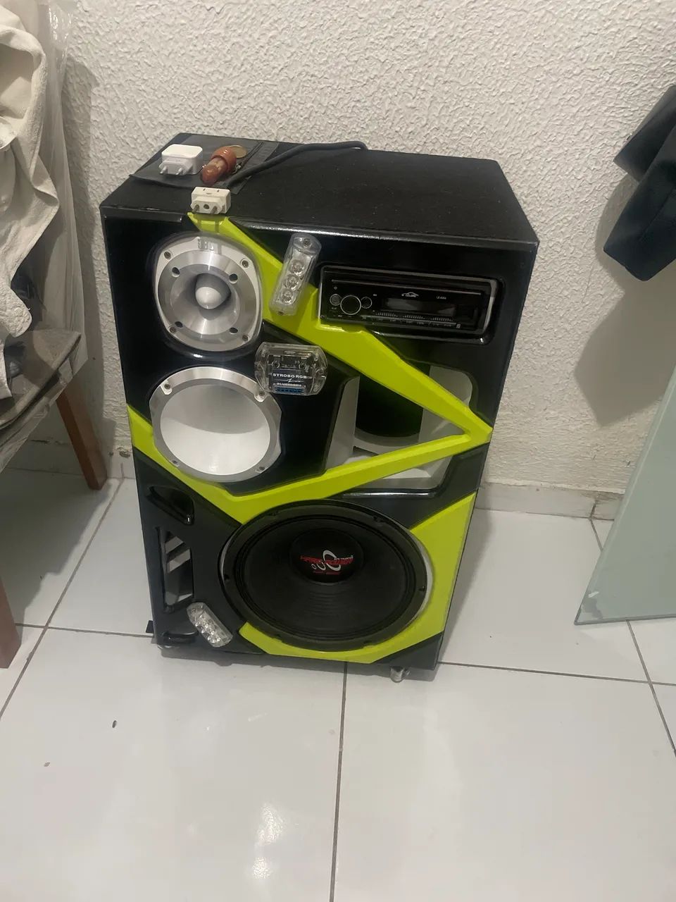 Vendo. Som 
