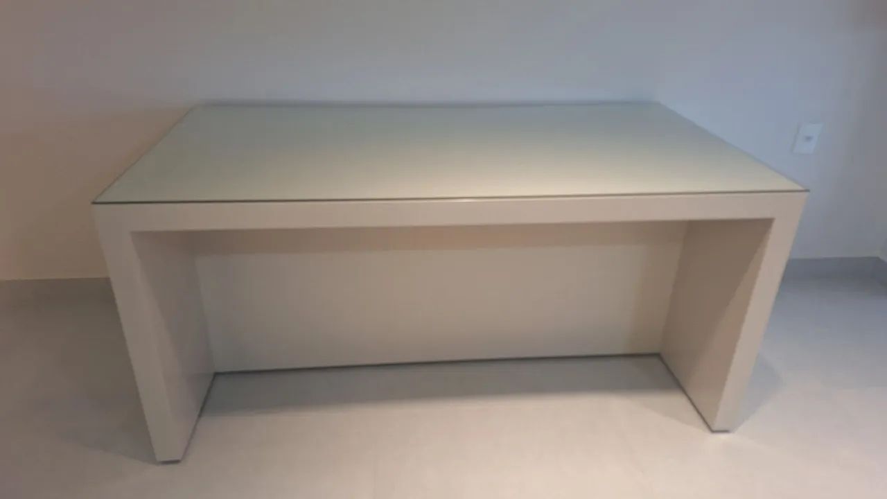 Mesa de escritório 