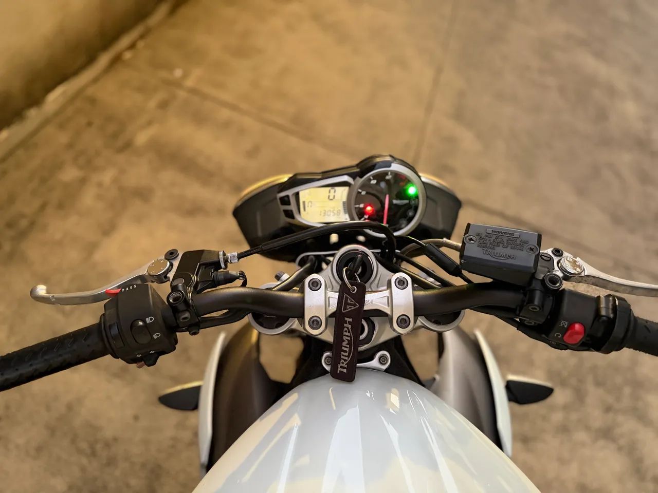 Triumph Triple 675 2014 - 1432320283 | OLX