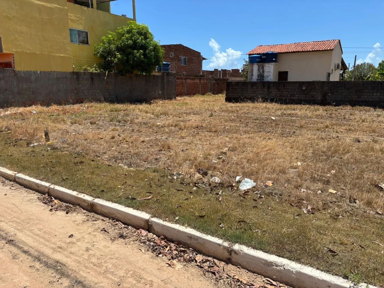 TERRENO 200m² POR R$ 60 MIL! - Foto 4