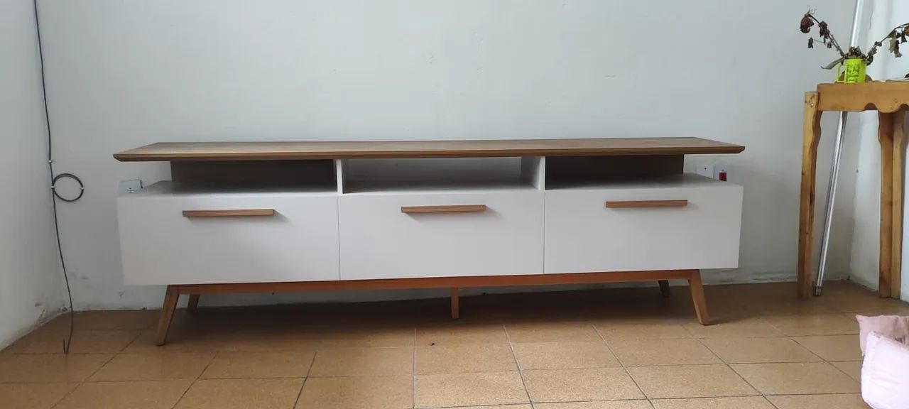 Rack de sala 2 metros de comprimento 