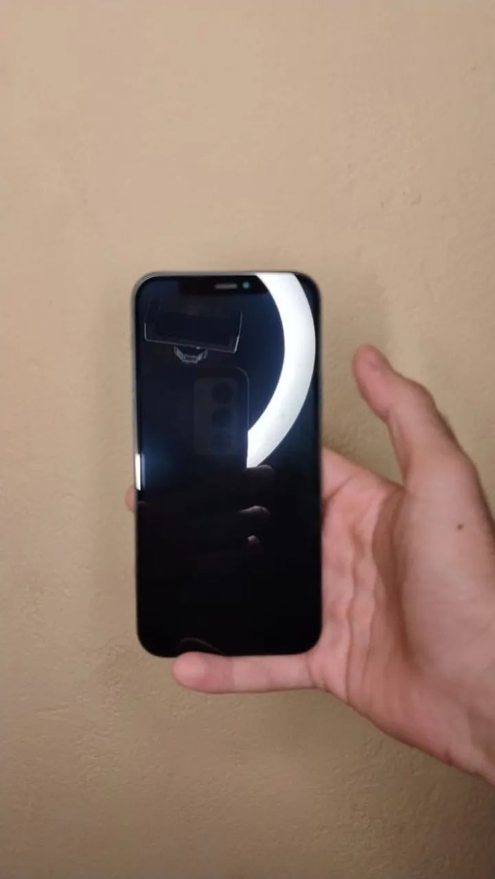 Vendo iPhone 12 semi novo  - Foto 4