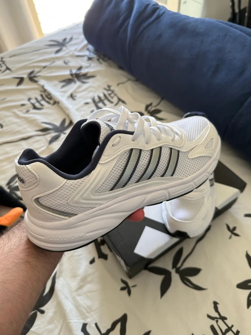 Tênis Adidas  - Foto 3