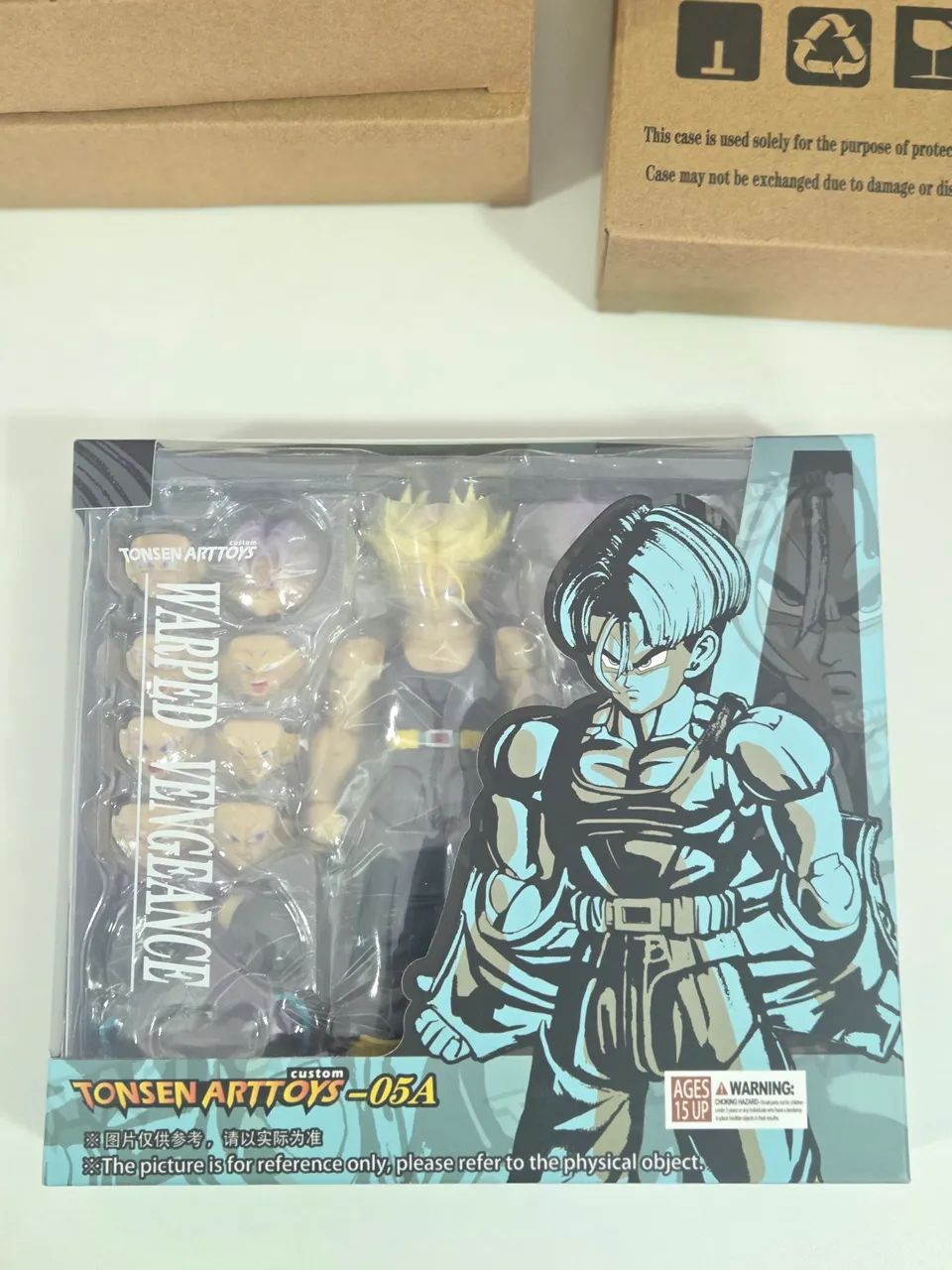Trunks - TonsenArttoys (lacrado)
