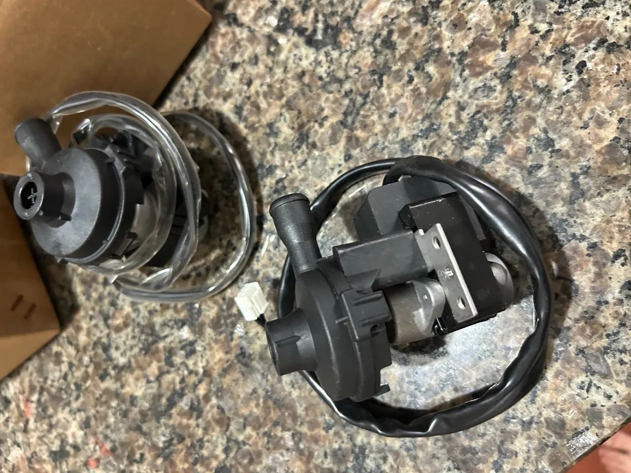 2 bombas de dreno 220v - 12w - Foto 5