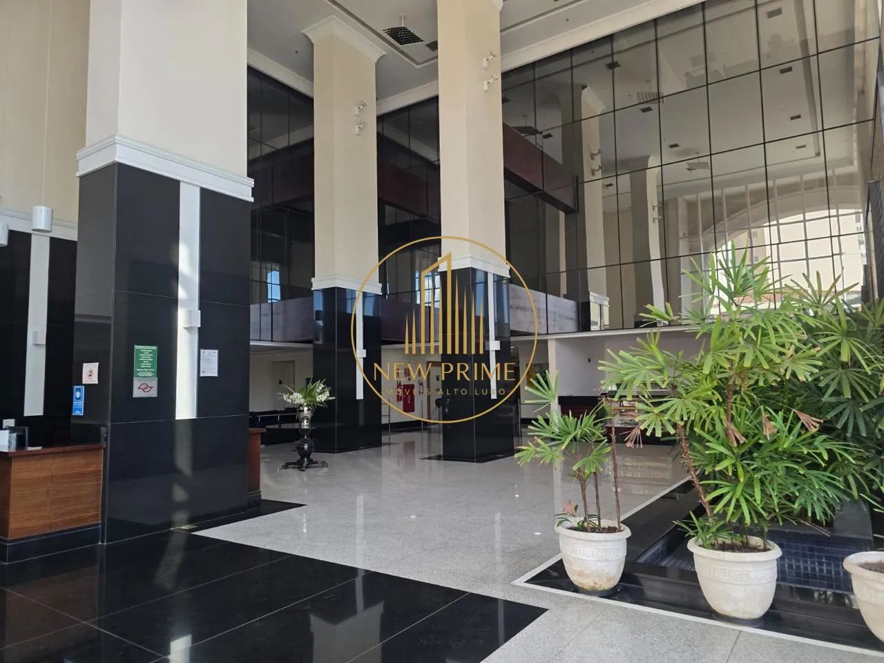 Prédio à venda, 305 vagas, Bosque - Campinas/SP
