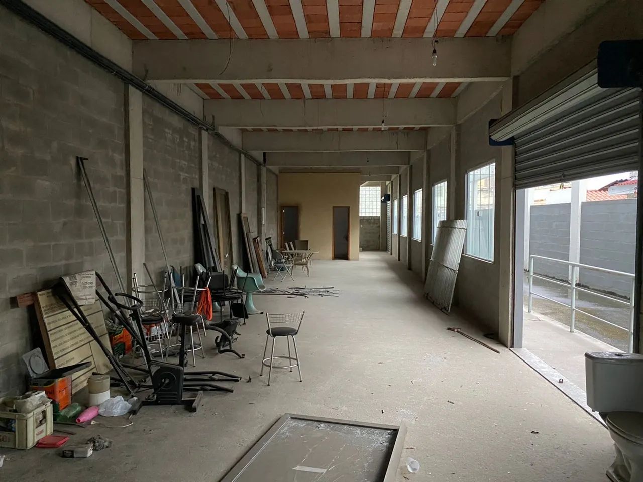 Loja 2 pavimentos e 10 vagas de garagem na Penha Circular - Foto 4