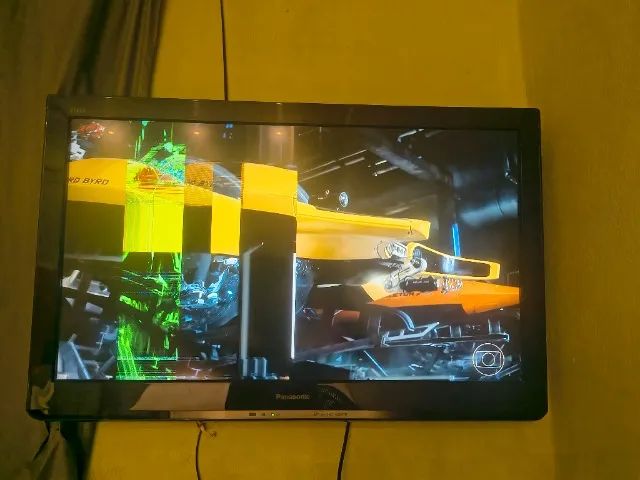 Tv 32 polegadas para vender com defeito uma lista na tela não e smart o demais funciona. - Foto 2