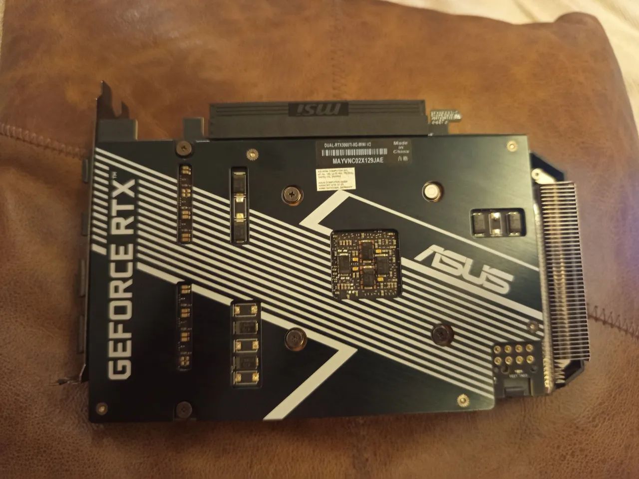 Vendo placa de vídeo Asus Dual GEFORCE RTX 3060 TI MINI V2