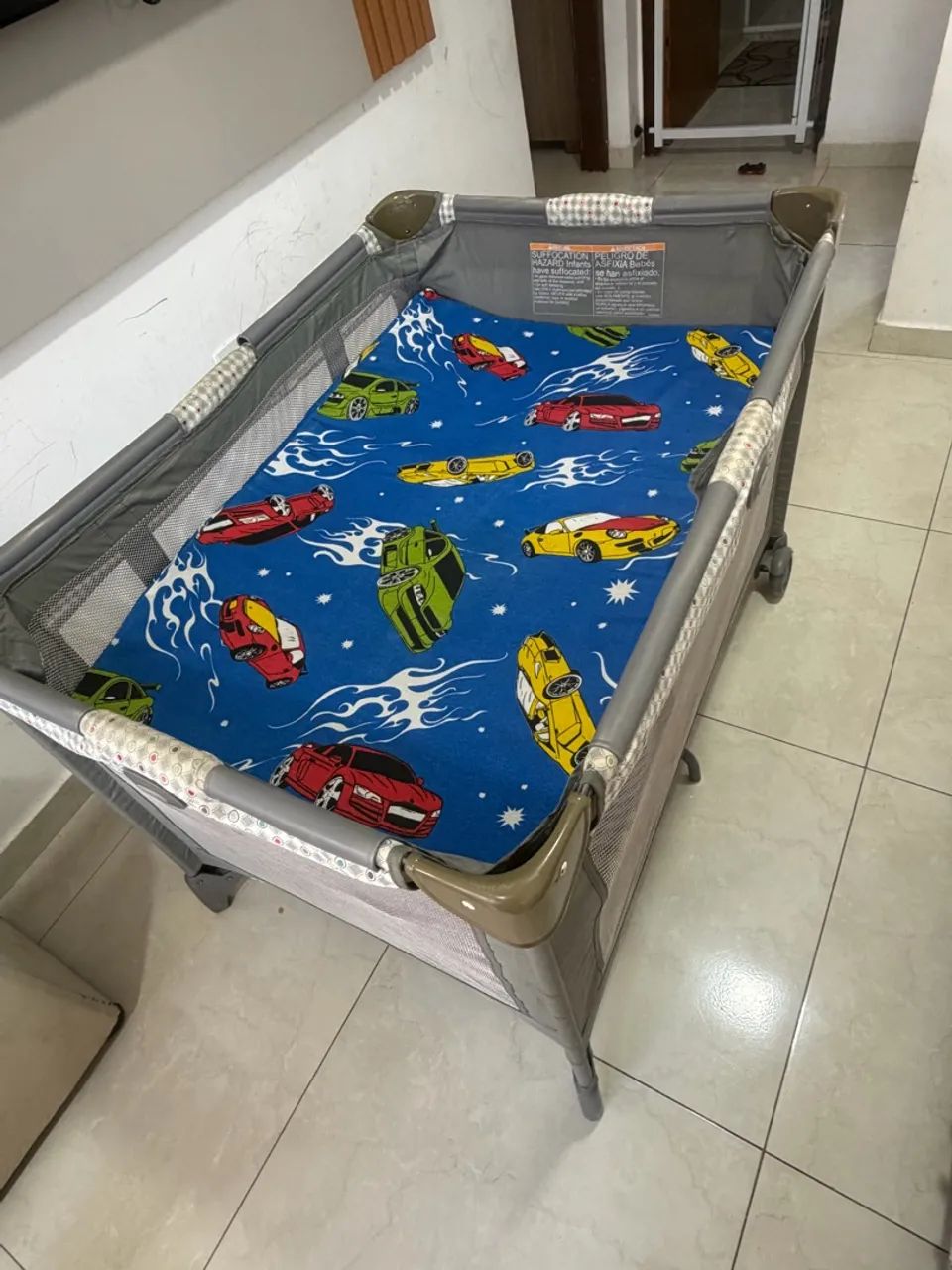 Berço cercado graco + colchão  - Foto 2