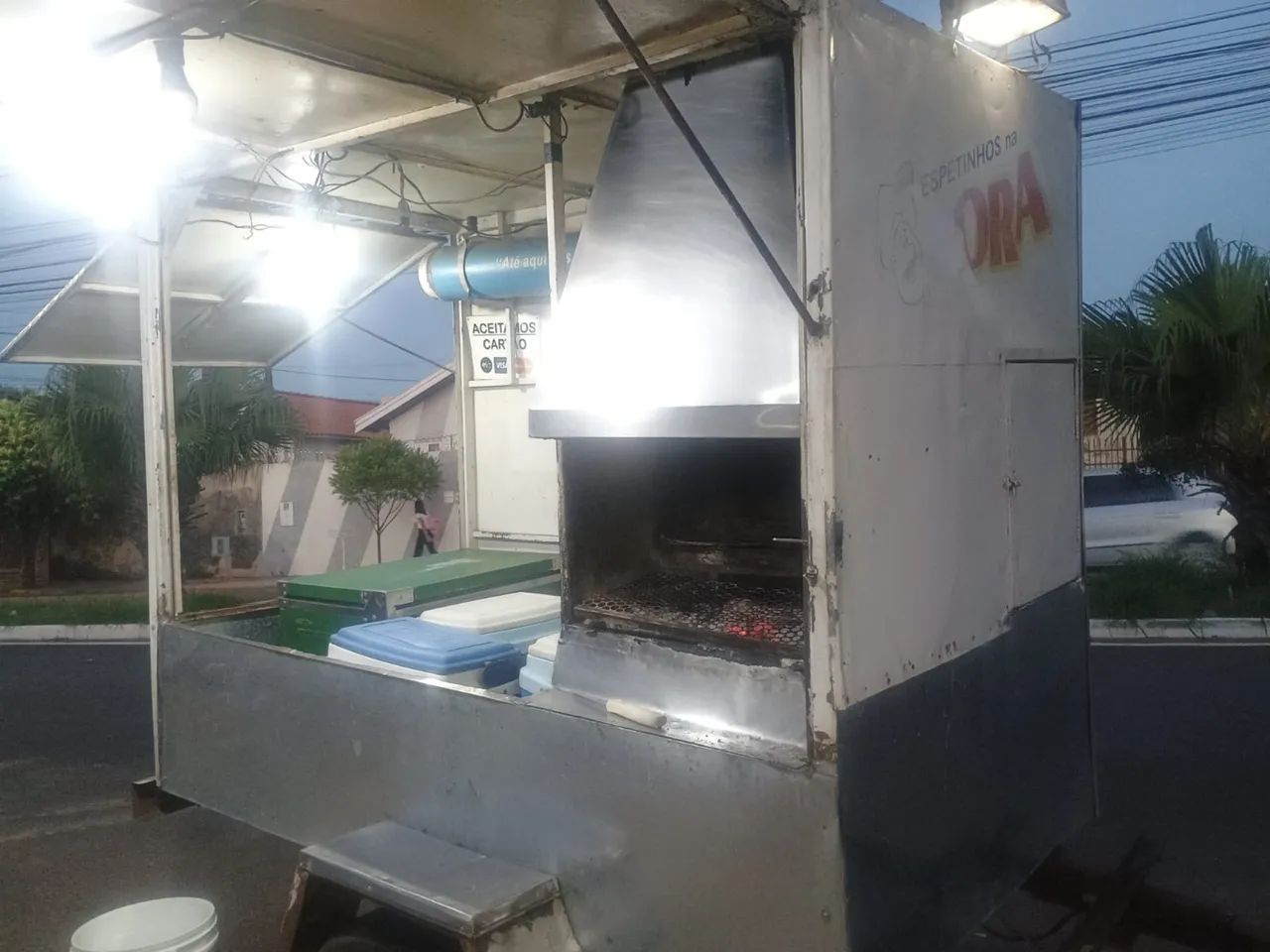 Carrinho de espetinho 