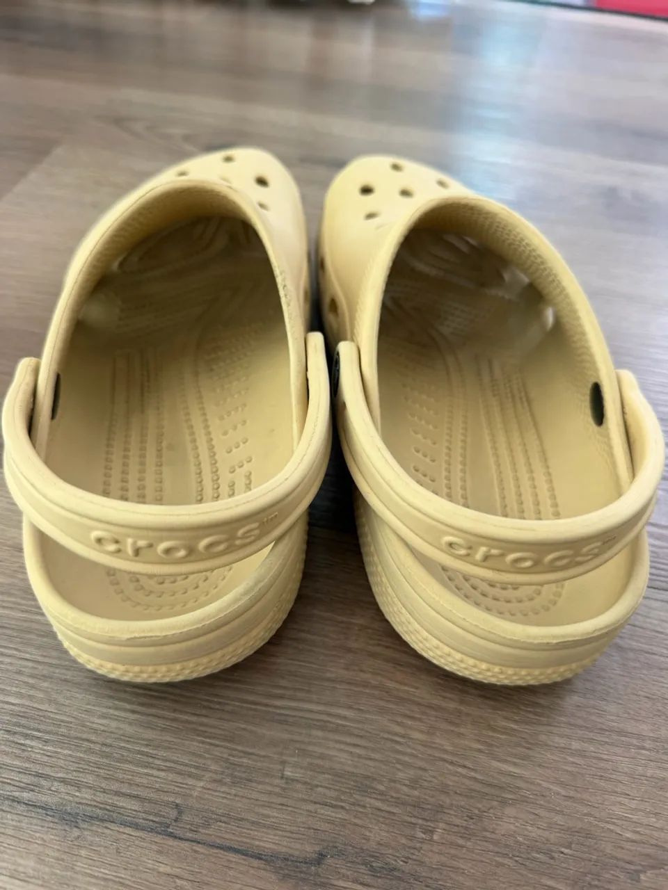 CROCS ORIGINAL NÚMERO 38 - Foto 3