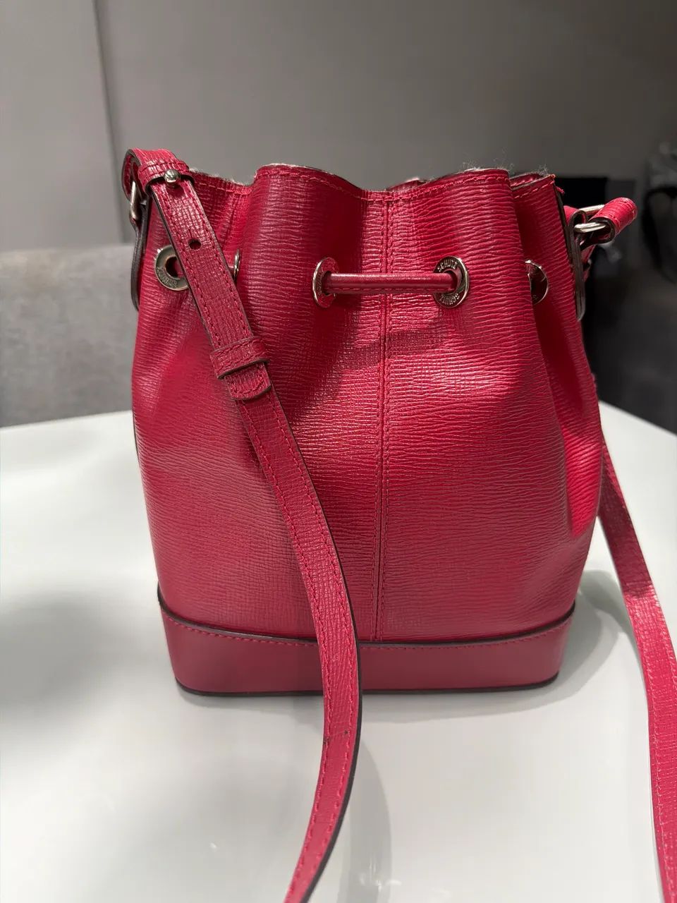 VENDO BOLSA ORIGINAL - Foto 2