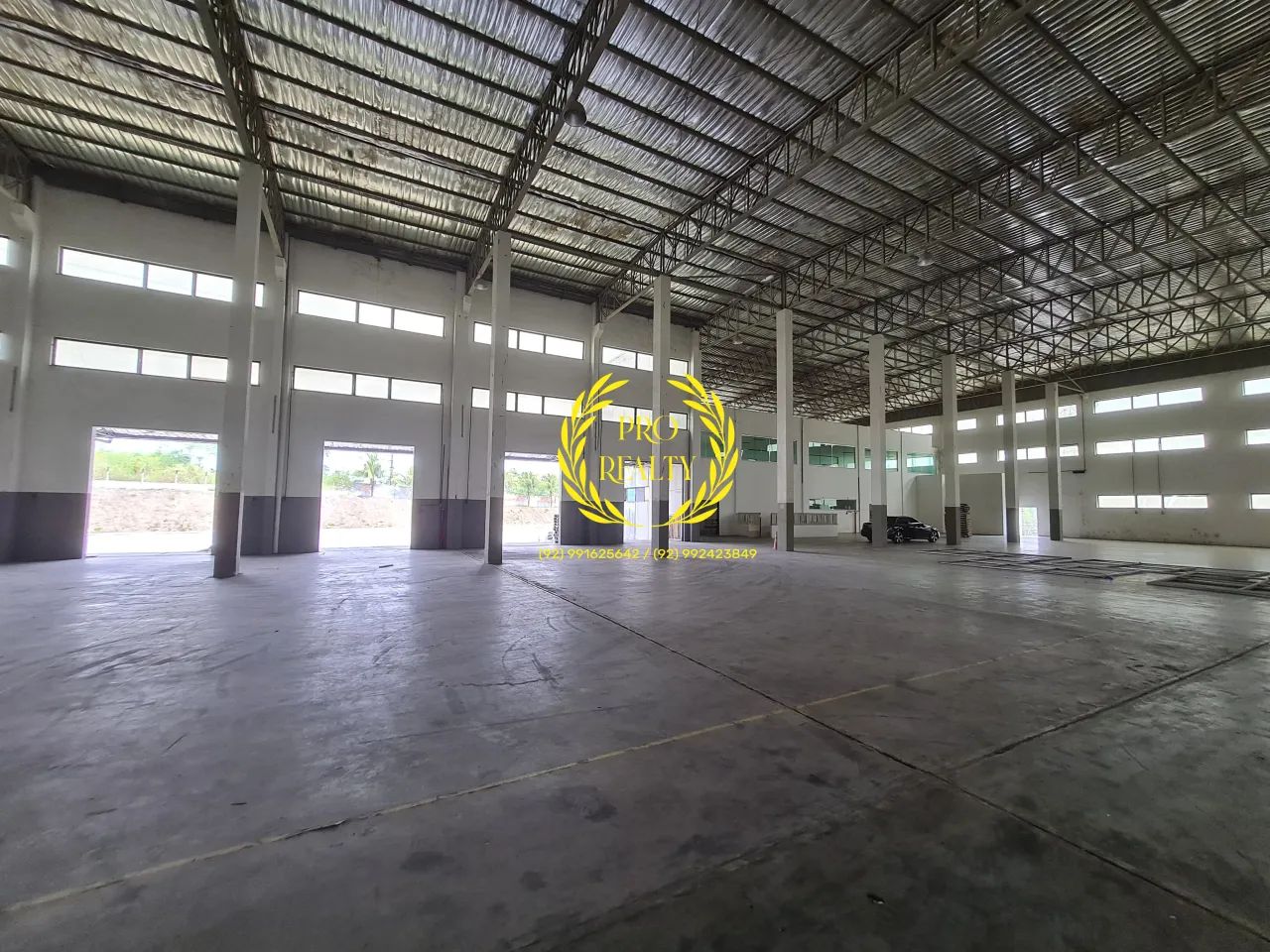 Galpão Distrito 2/ Habite-se e AVCB/ 2.000m²/  Docas e pátio/ condomínio/