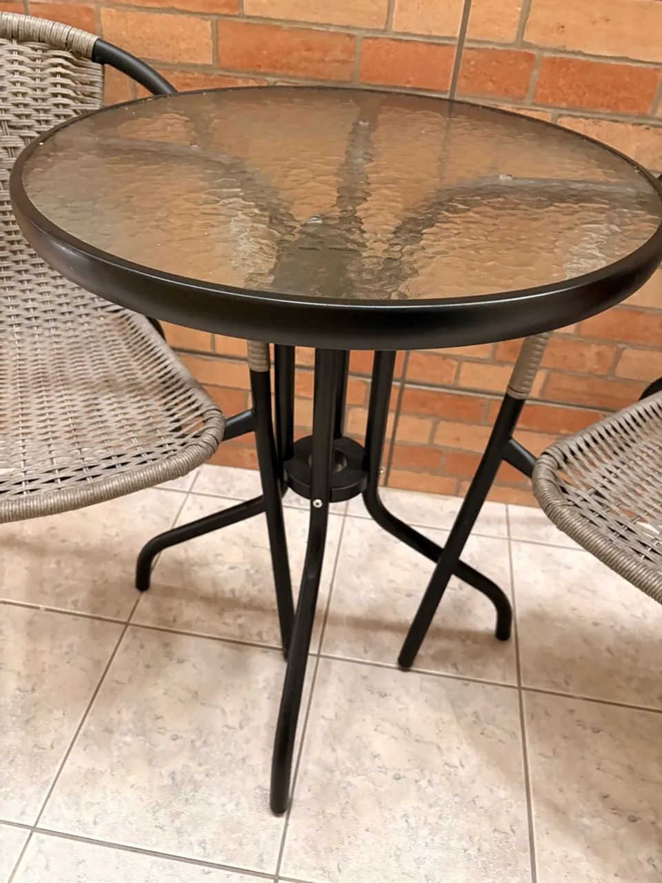 Mesa com cadeiras  - Foto 2
