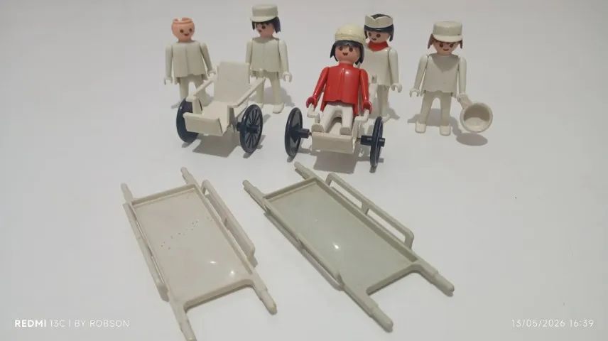 Playmobil trol kit hospital 
