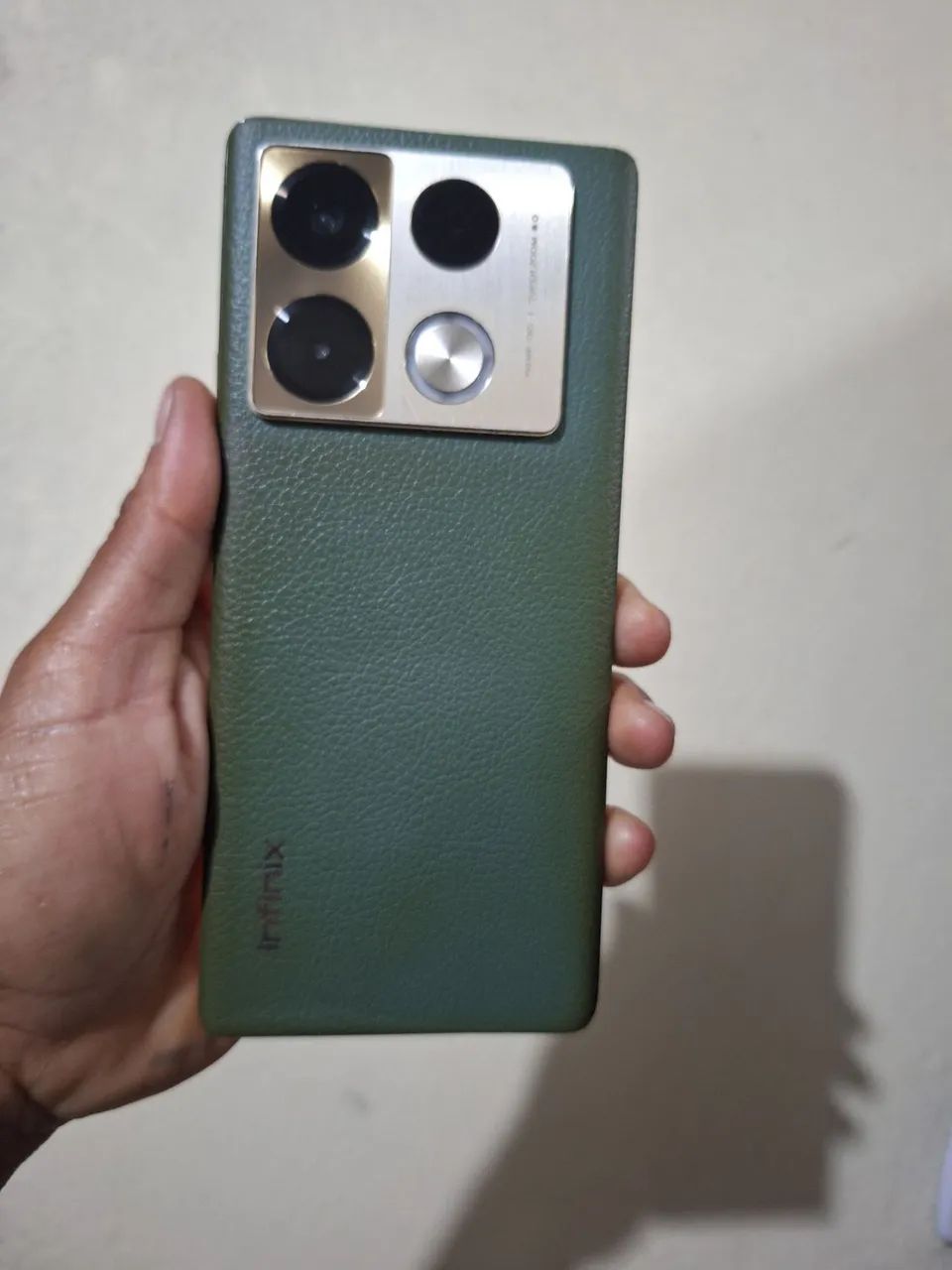Infinix note 40 pro 256 g  - Foto 2