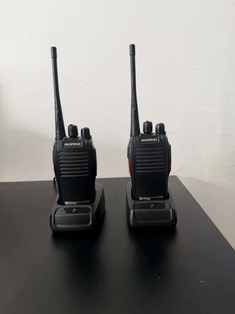 Vendo rádios comunicadores