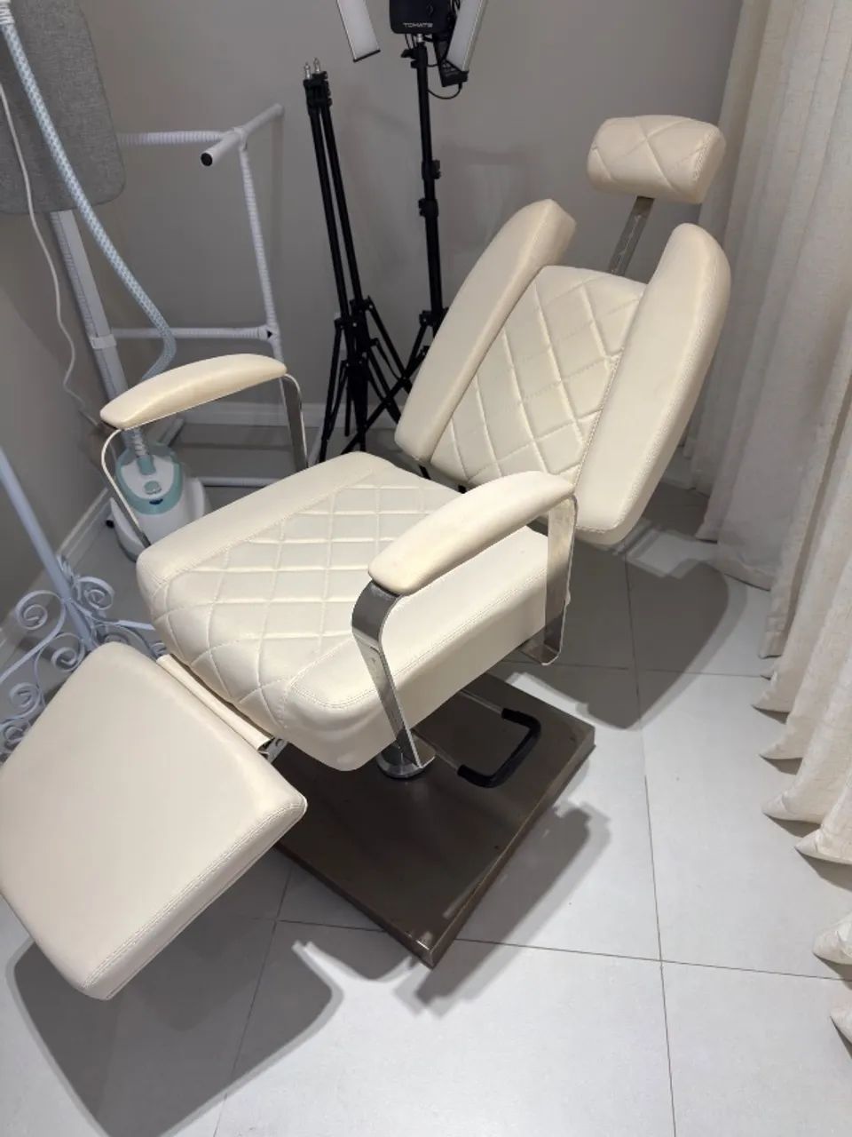 Cadeira para maquiagem reclinável  - Foto 2