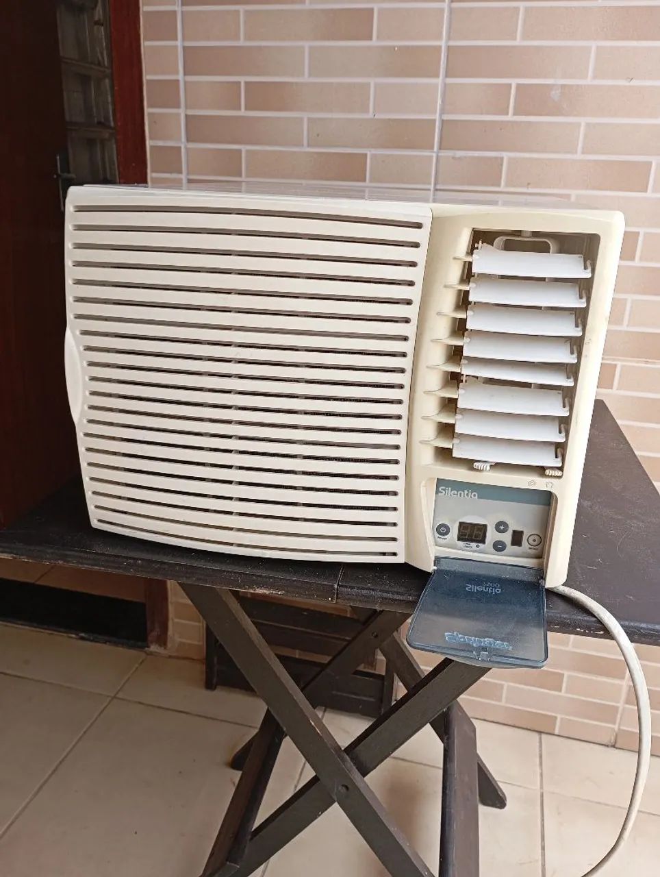 Ar condicionado Springer 7500 BTUs - Janela - Foto 6