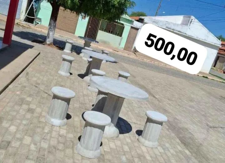 Bancos e mesas de concreto.  - Foto 4
