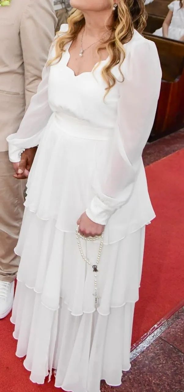 Vestido de noiva utilizado apenas uma vez  - Foto 3