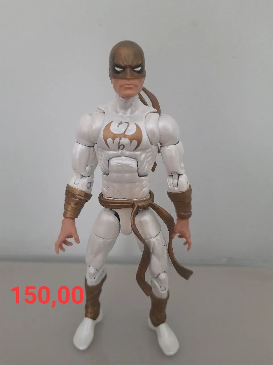 Punho de ferro Marvel legends 