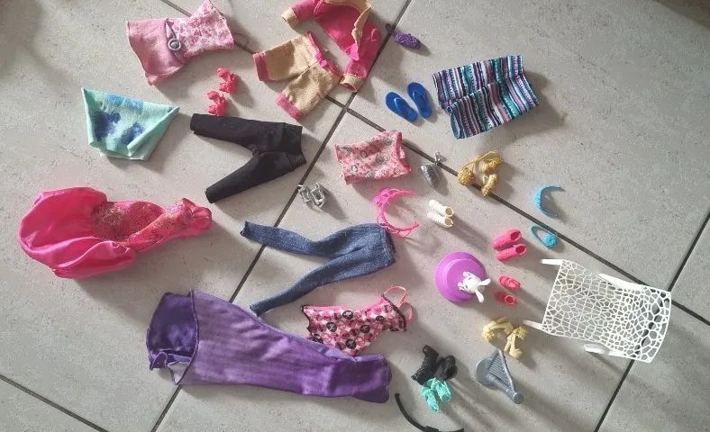 BARBIES E ACESSÓRIOS  - Foto 4