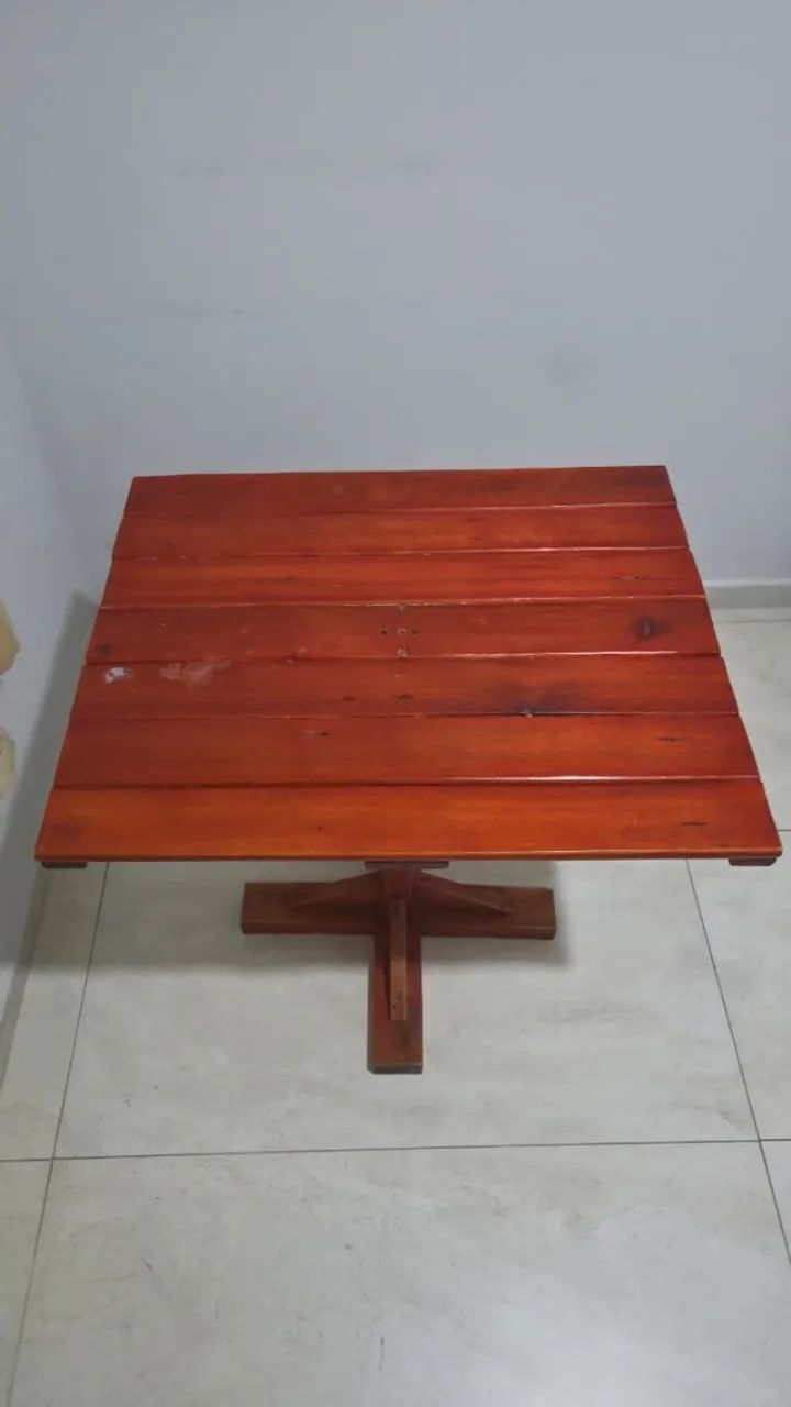 Mesa de madeira + 4 cadeiras - Foto 4