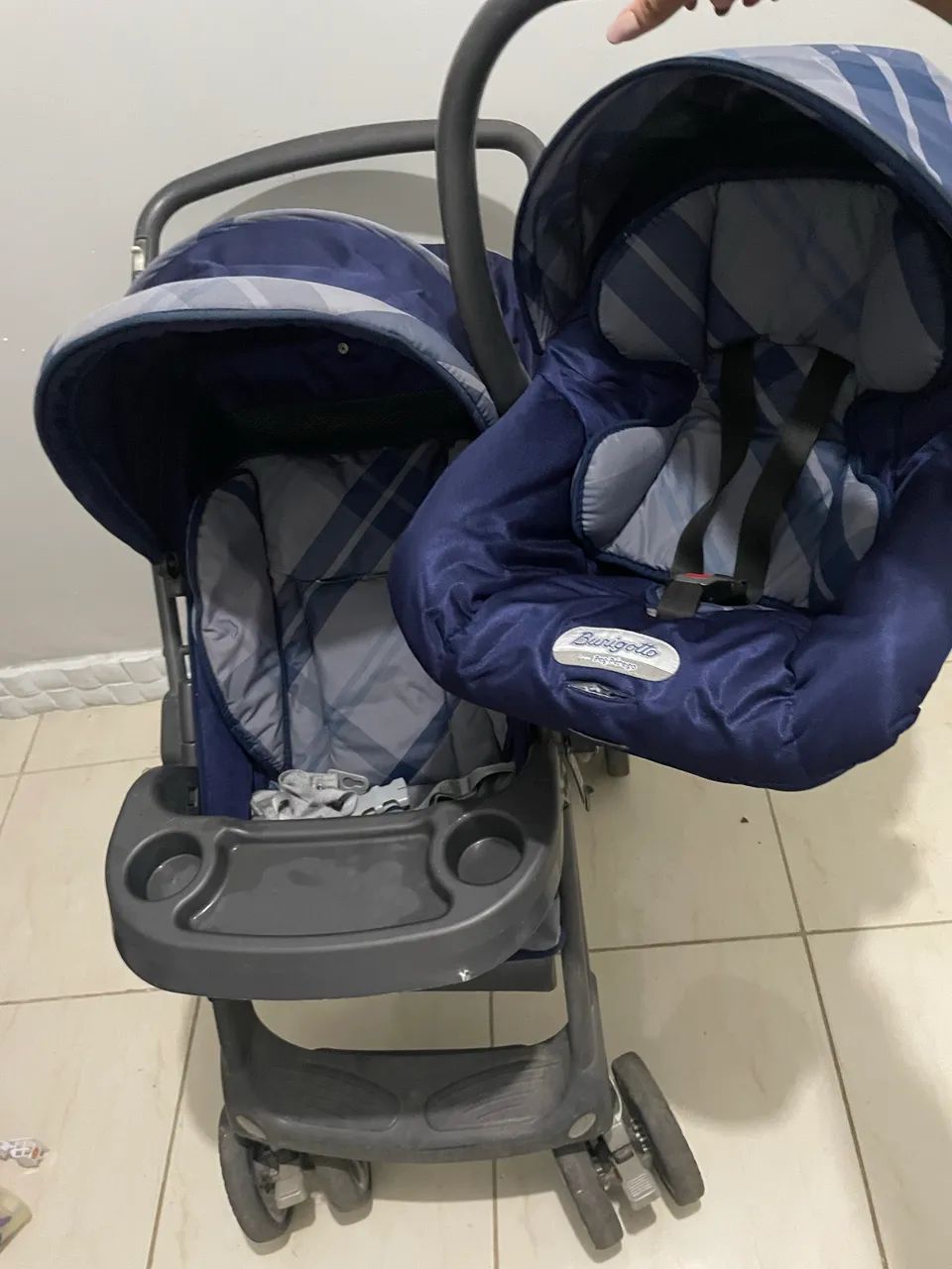 Carrinho de bebê e bebê conforto burigotto  - Foto 3