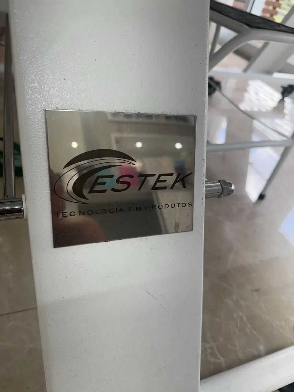 MACA POLTRONA CADEIRA FIXA ESTETICA ESTEK COM PLASTIFICAÇÃO  - Foto 3