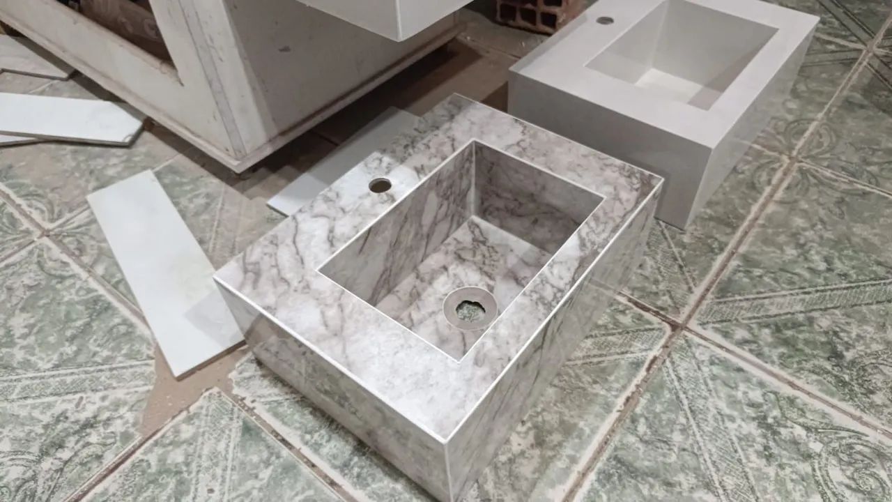 Pia  em porcelanato  - Foto 2