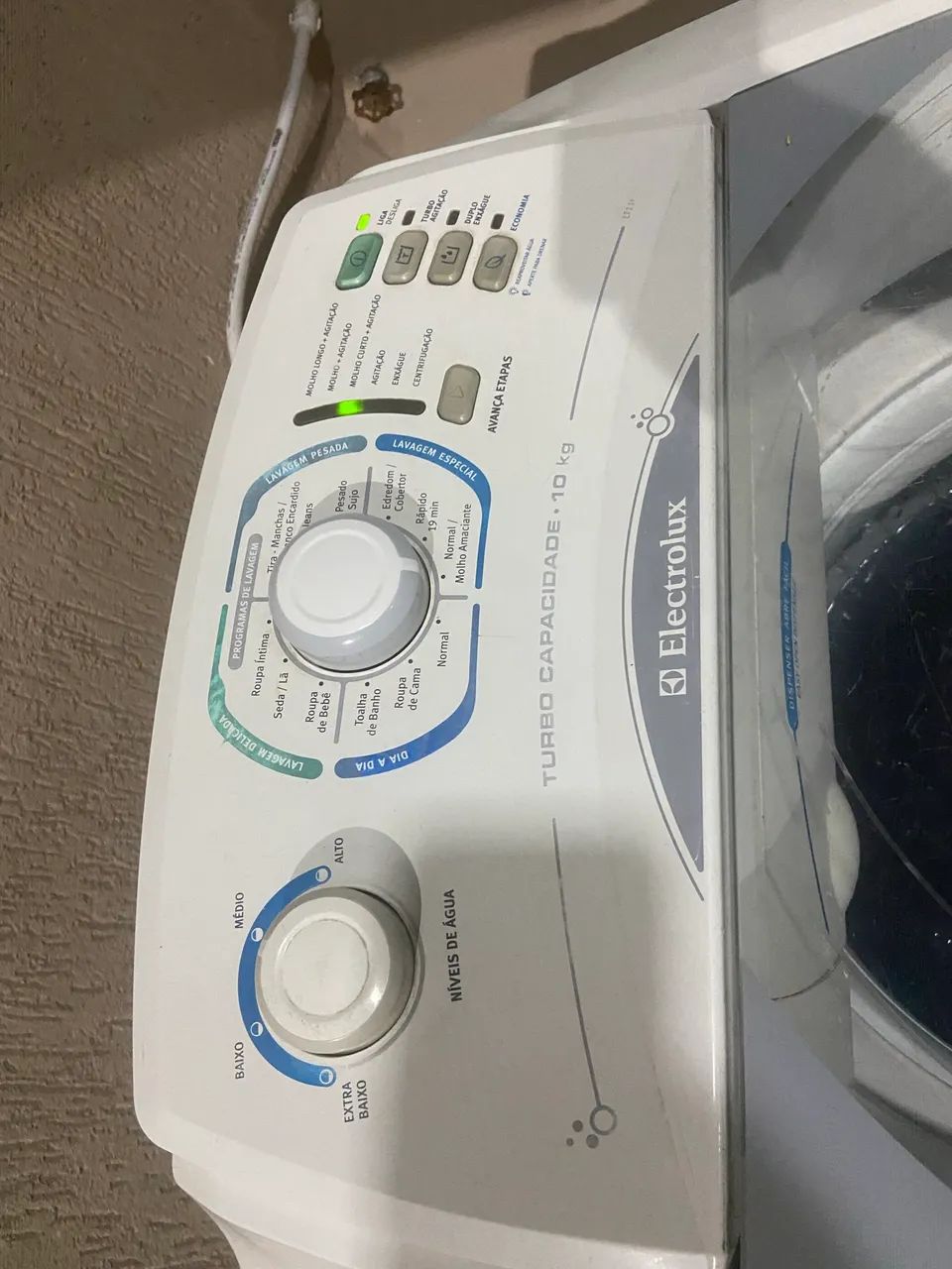 Máquina de lavar Electrolux 10kg  revisada R$ 600