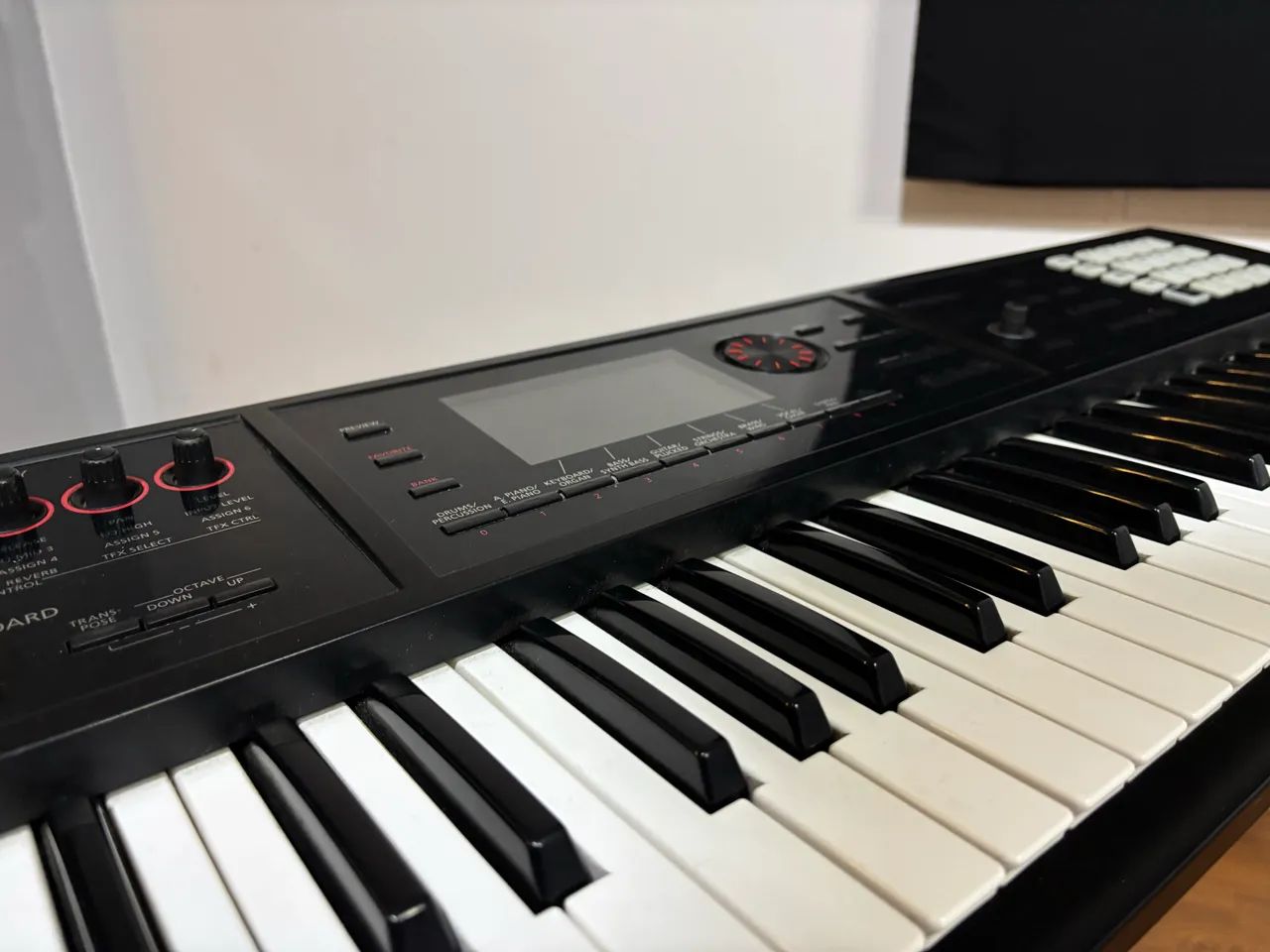 Teclado Roland Fa 06 - Foto 3