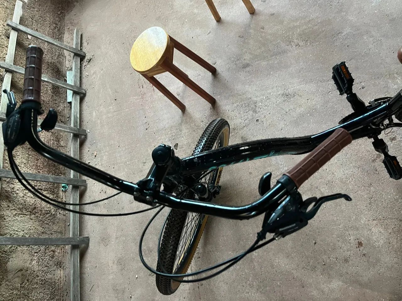 Bicicleta aro 29 semi nova  - Foto 3