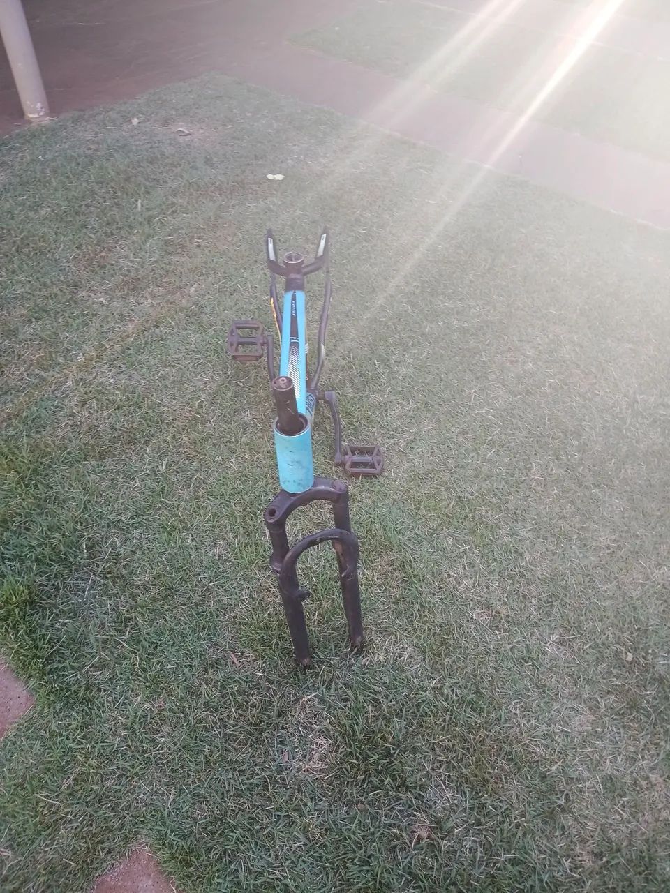Quadro de alumínio 29, com jogo de centro e pedal. - Foto 4