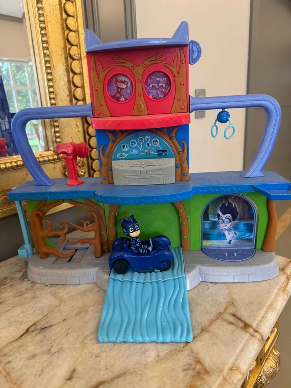 Quartel general PJ MASK  - Foto 2