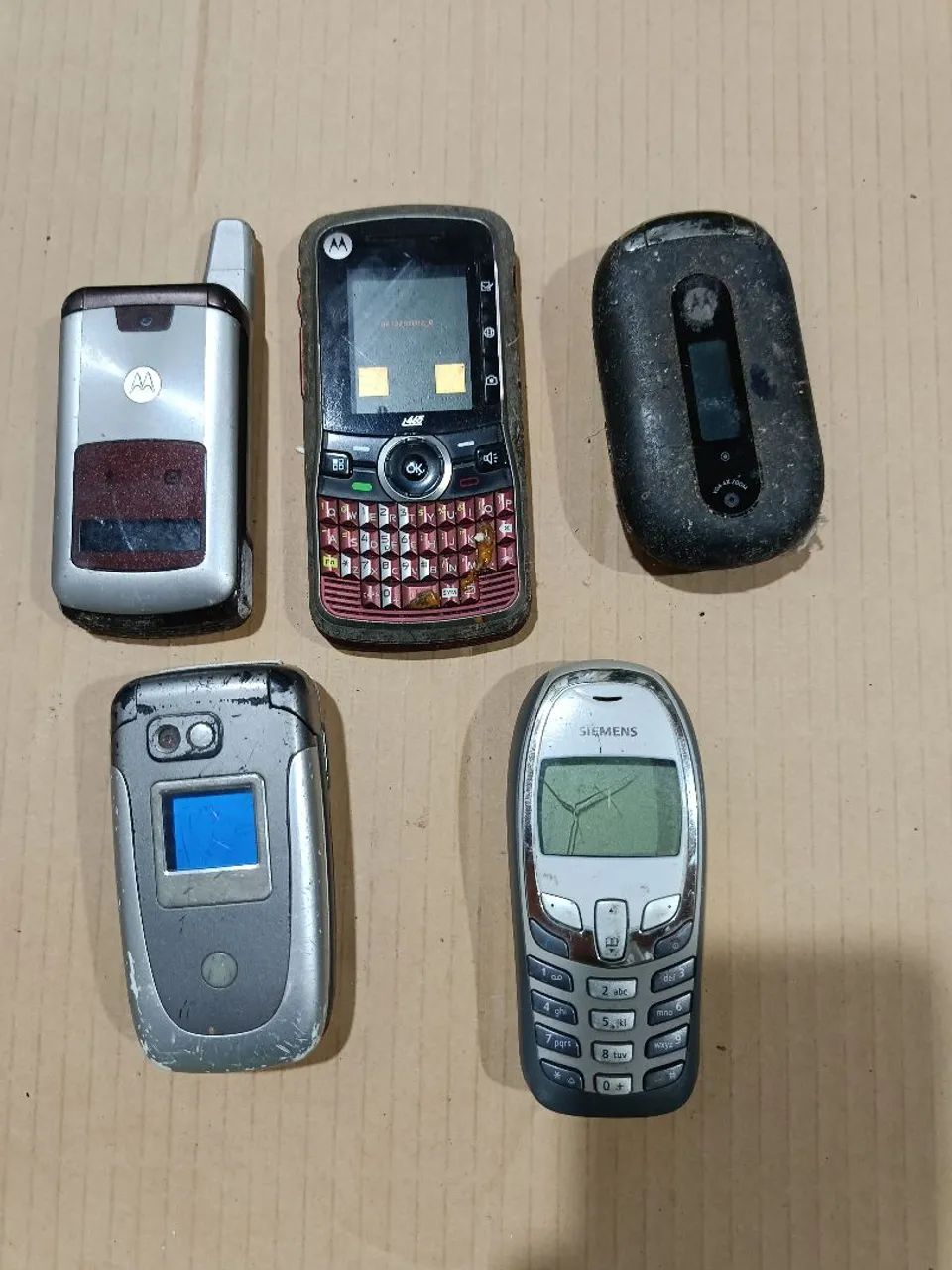 Lote celular antigo