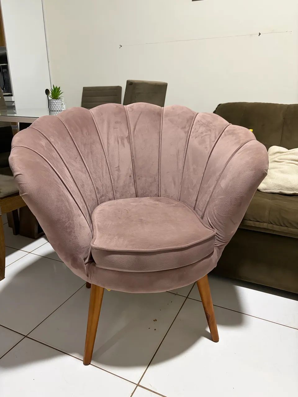Poltrona Rosê Elegante 