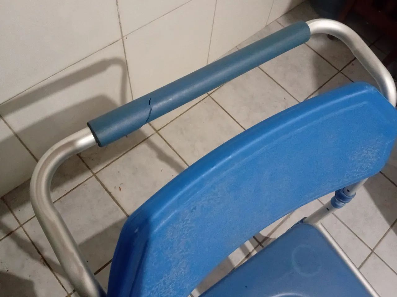 CADEIRA DE BANHO *DELLA MED* - Foto 5