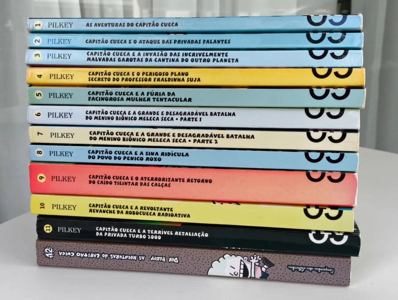 Coleção completa Capitão Cueca - 12 Livros + 2 livros bônus