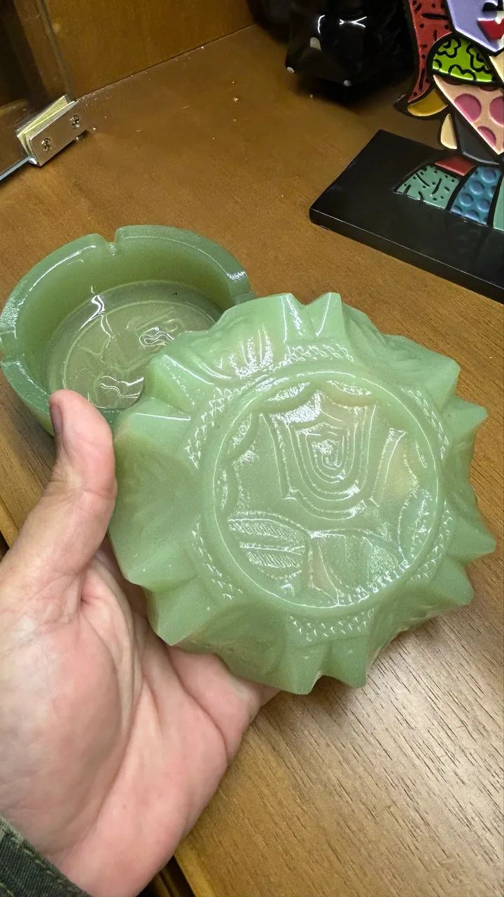 2 cinzeiros antigos  vidro jadeite  - Foto 3