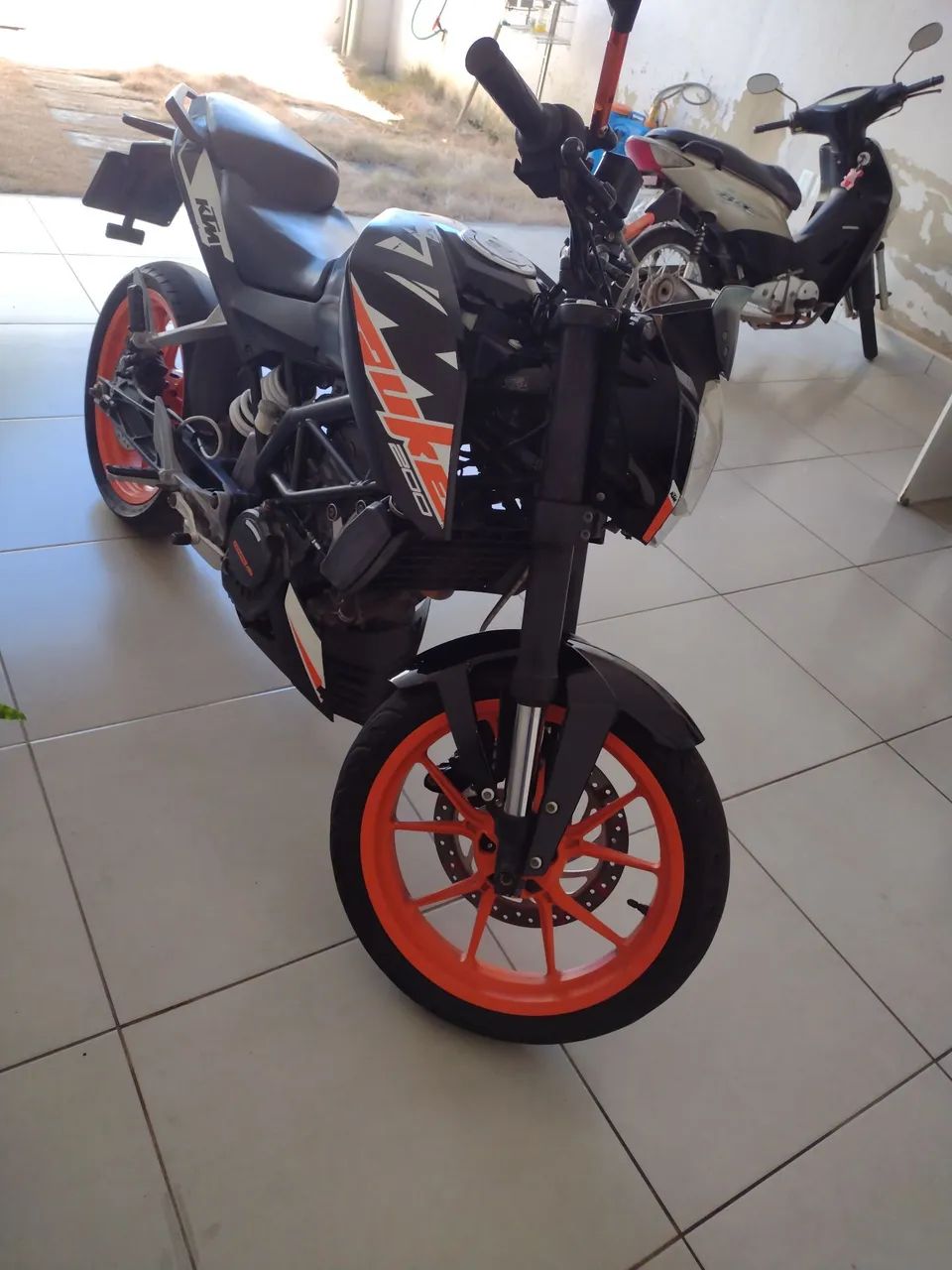 KTM Duke 200 - Foto 2