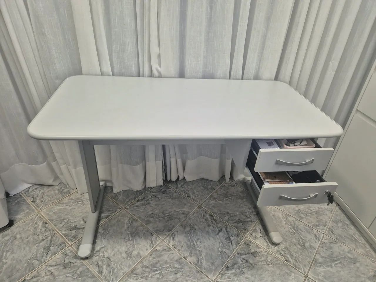 Mesa de computador super resistente 
