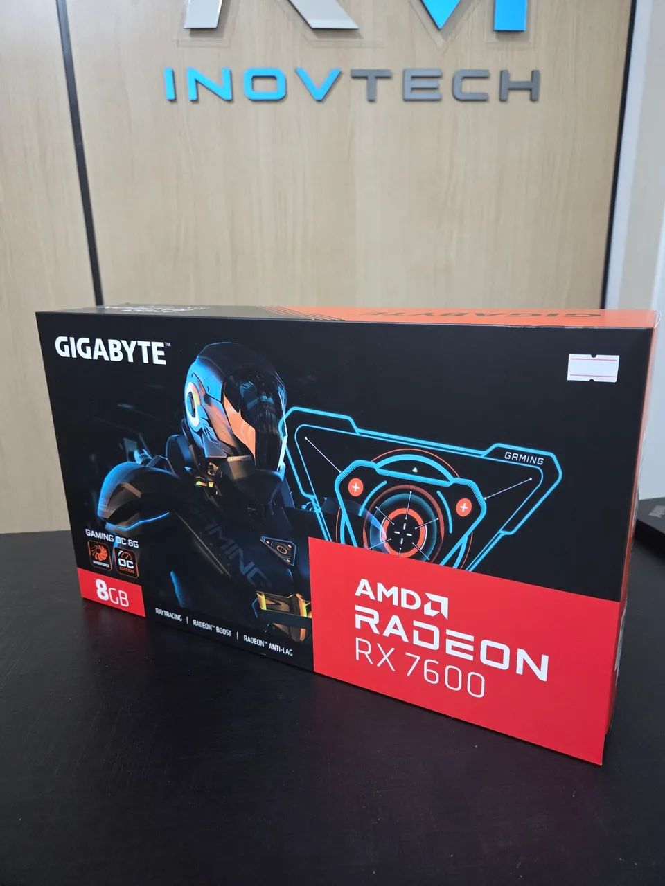 Placa de vídeo RX 7600 