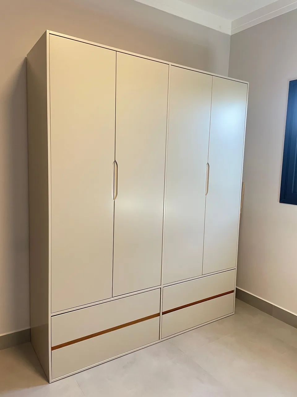 Guarda roupa branco/areia em perfeito estado - Foto 5