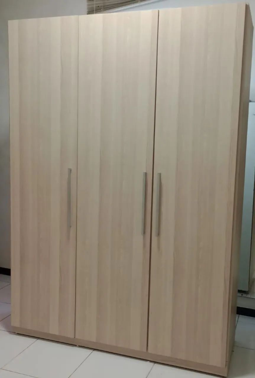 Kit guarda-roupa e bancada