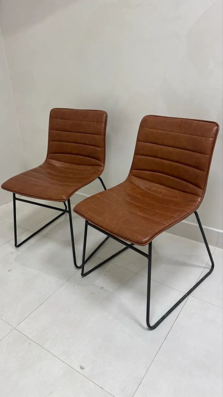 Cadeiras Tokstok couro