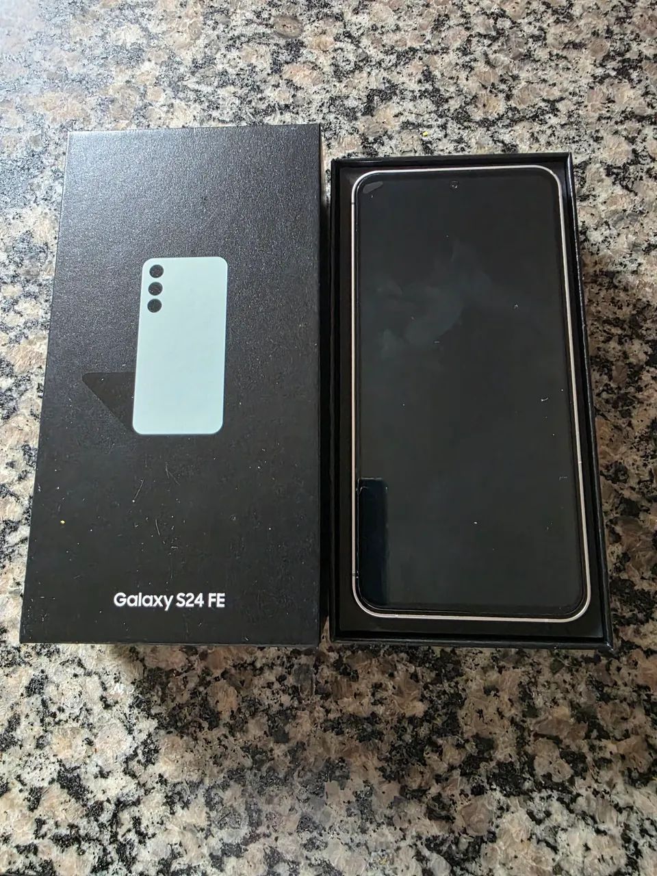 Vende-se Samsung S24 Fe